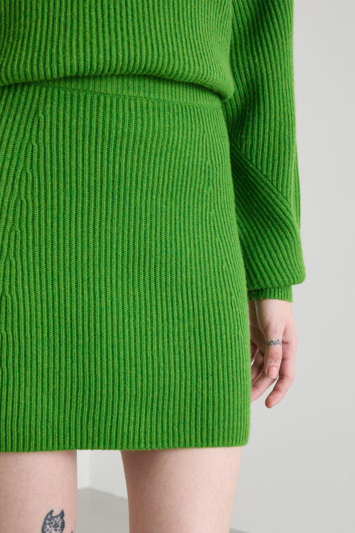 Minigonna in maglia a coste
