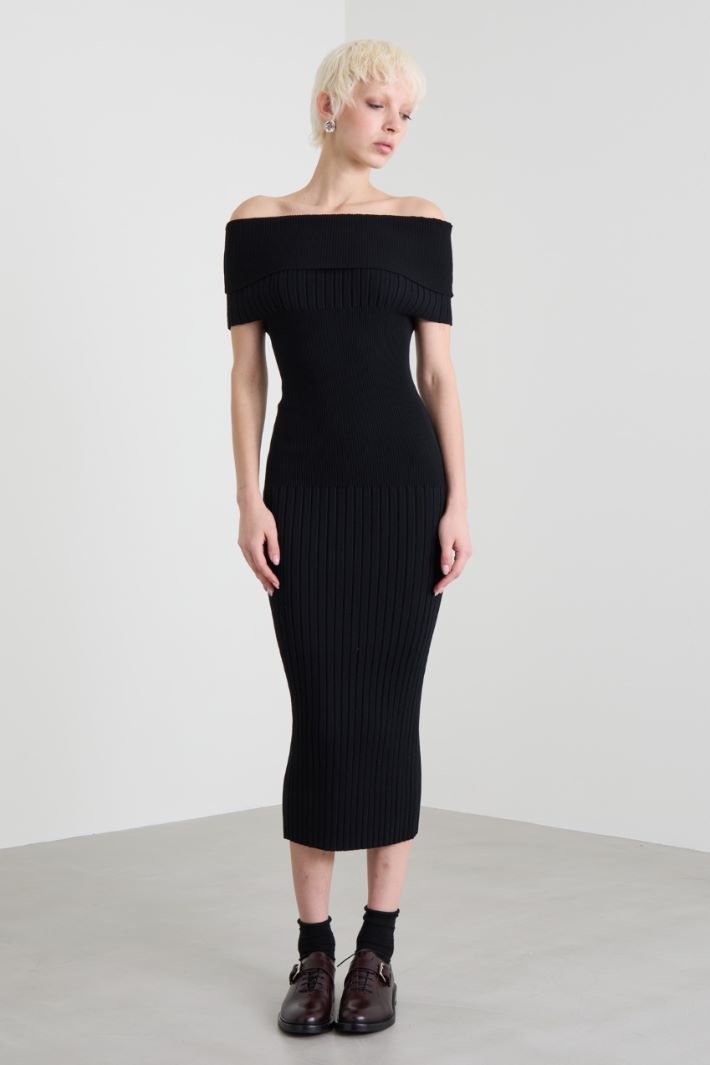 Off-the-shoulder knit dress Intrend - 2
