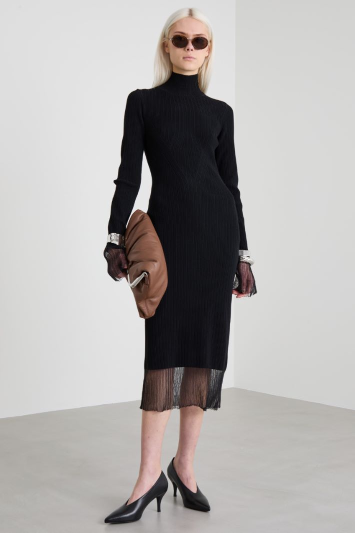Dress with tulle inserts Intrend