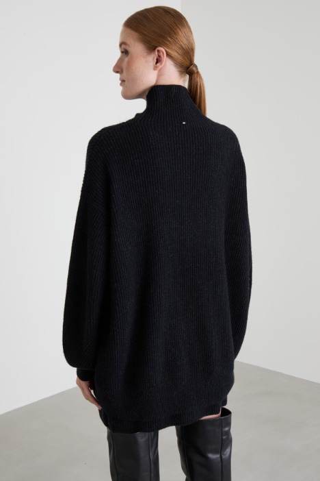 Maglia over in lana e cashmere