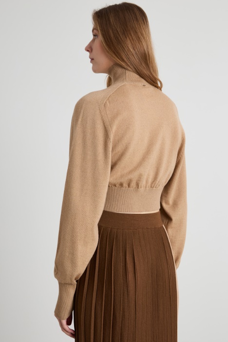 Dolcevita con maniche a sbuffo