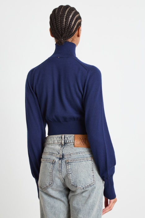 Dolcevita con maniche a sbuffo