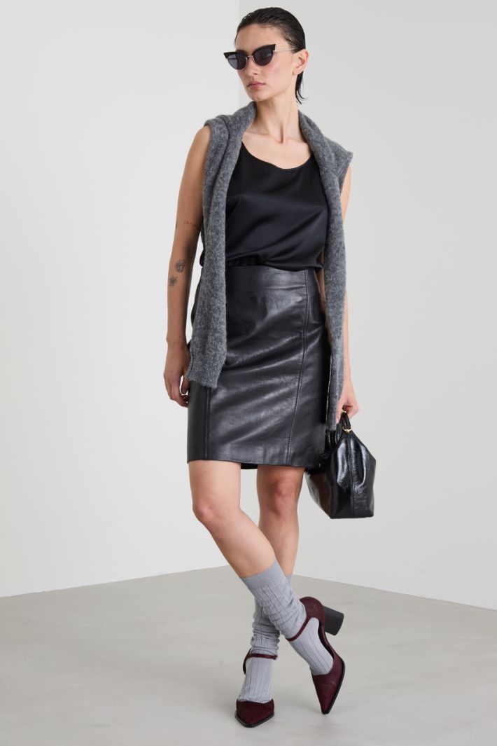 Straight leather skirt Intrend