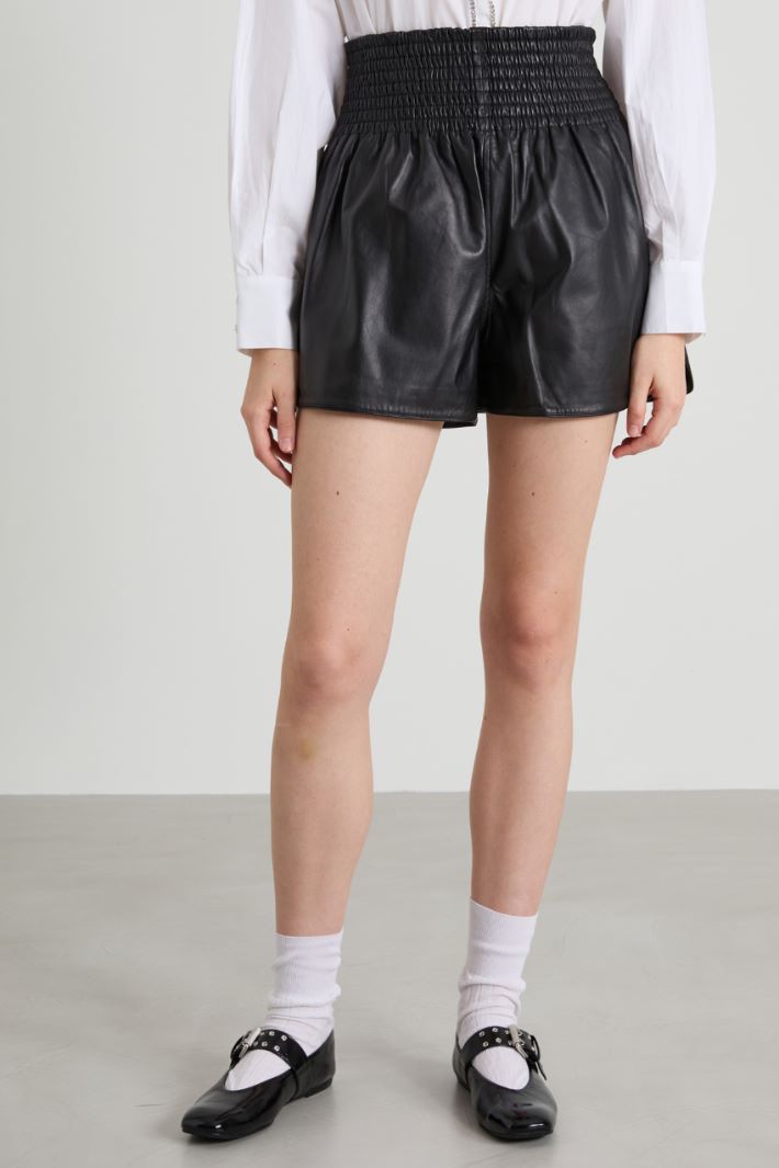 Nappa-leather shorts Intrend - 2