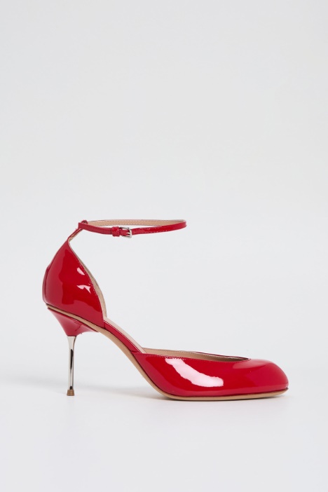Patent leather pumps Intrend