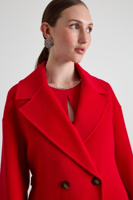 Cappotto doppiopetto con cintura