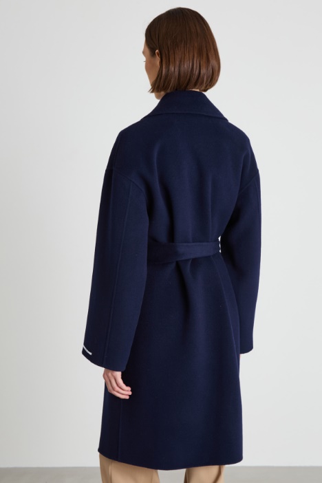 Cappotto doppiopetto con cintura