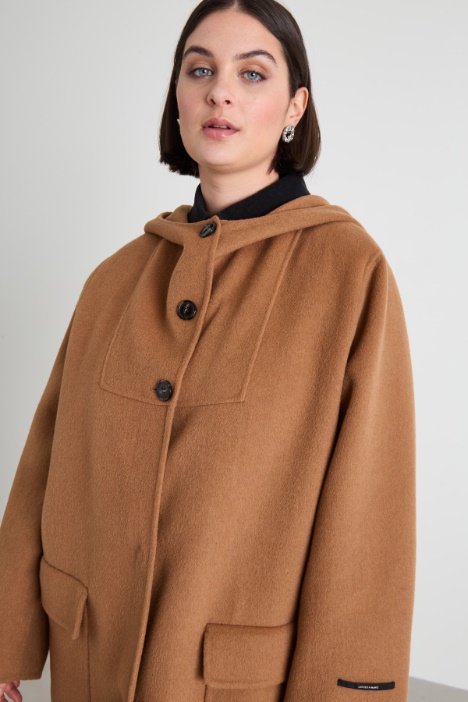 Cappotto con cappuccio