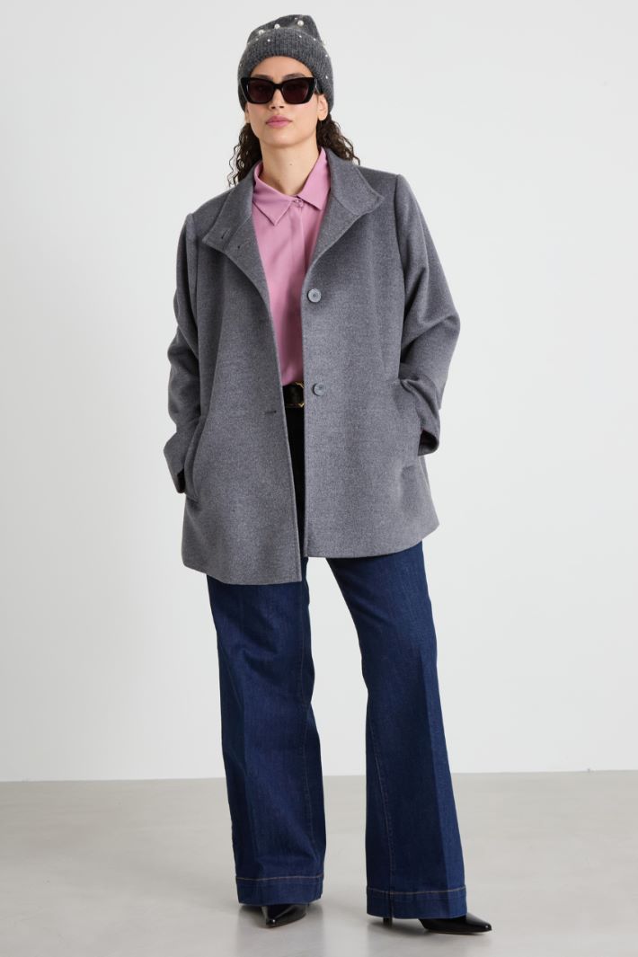 Coat in wool drap Intrend