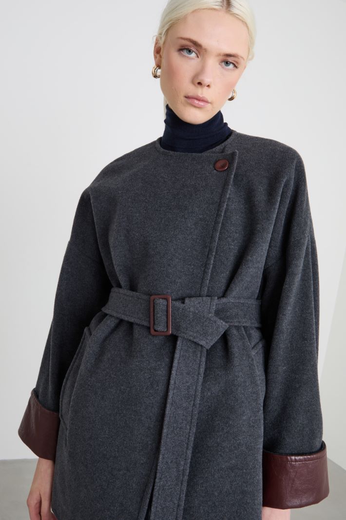 Pea coat with faux leather inserts Intrend - 4