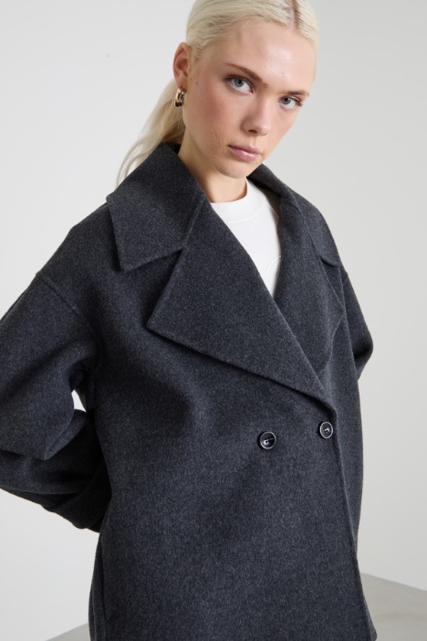 Abrigo de lana cruzado