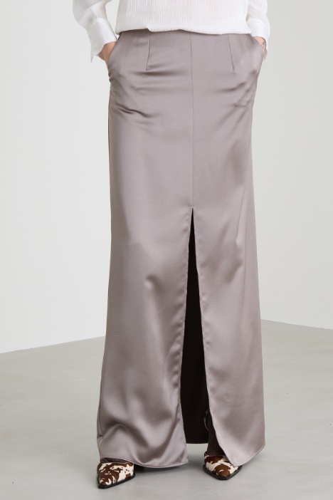 Gonna lunga con spacco