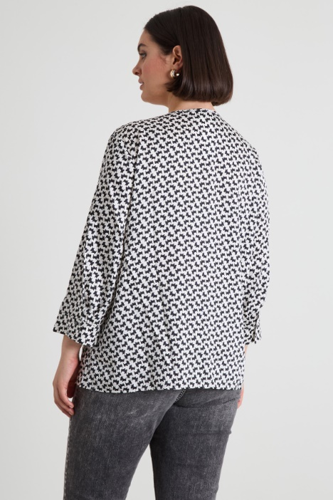 Blusa de sarga con pliegues