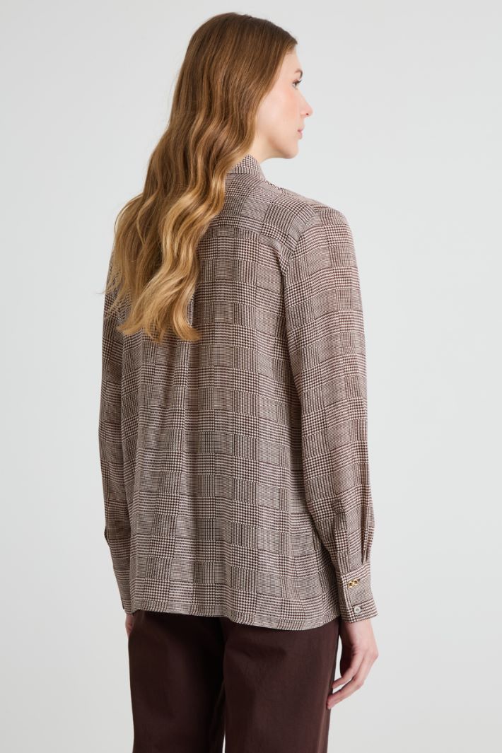 Patterned crepe shirt Intrend - 2