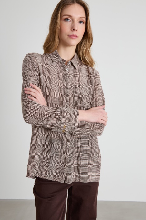 Camisa de crepé estampada Intrend