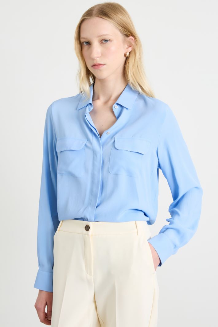 Pocket T-shirt in crepe fabric Intrend - 3