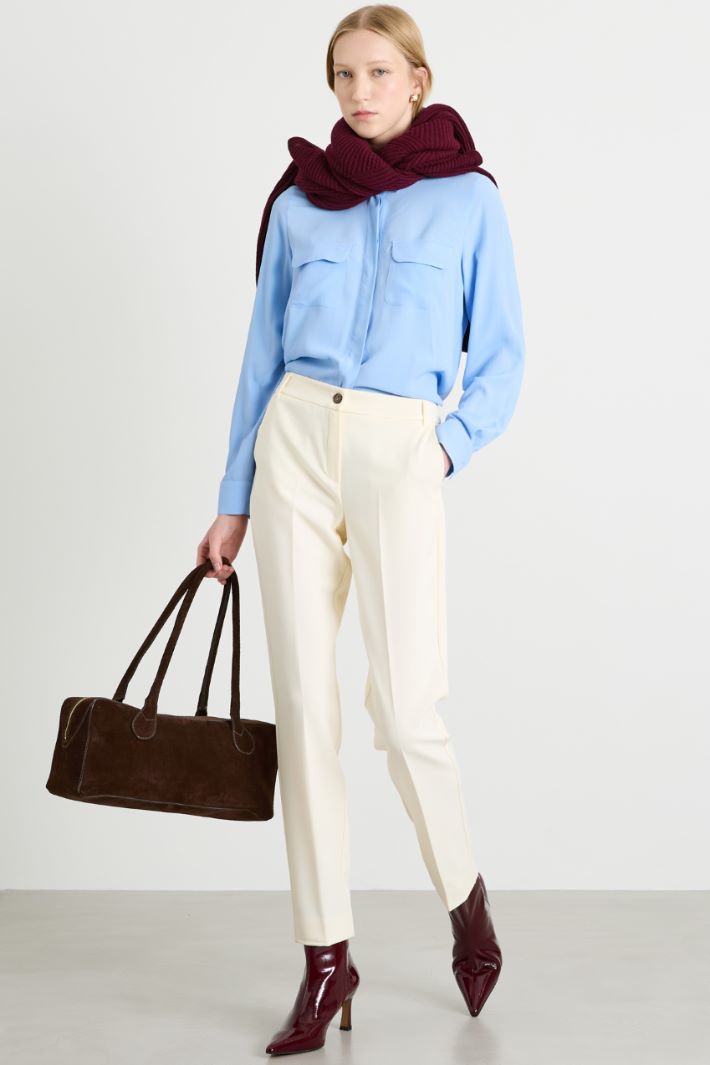 Pocket T-shirt in crepe fabric Intrend