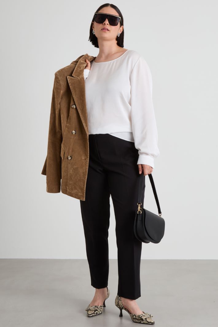 Blusa in raso Intrend