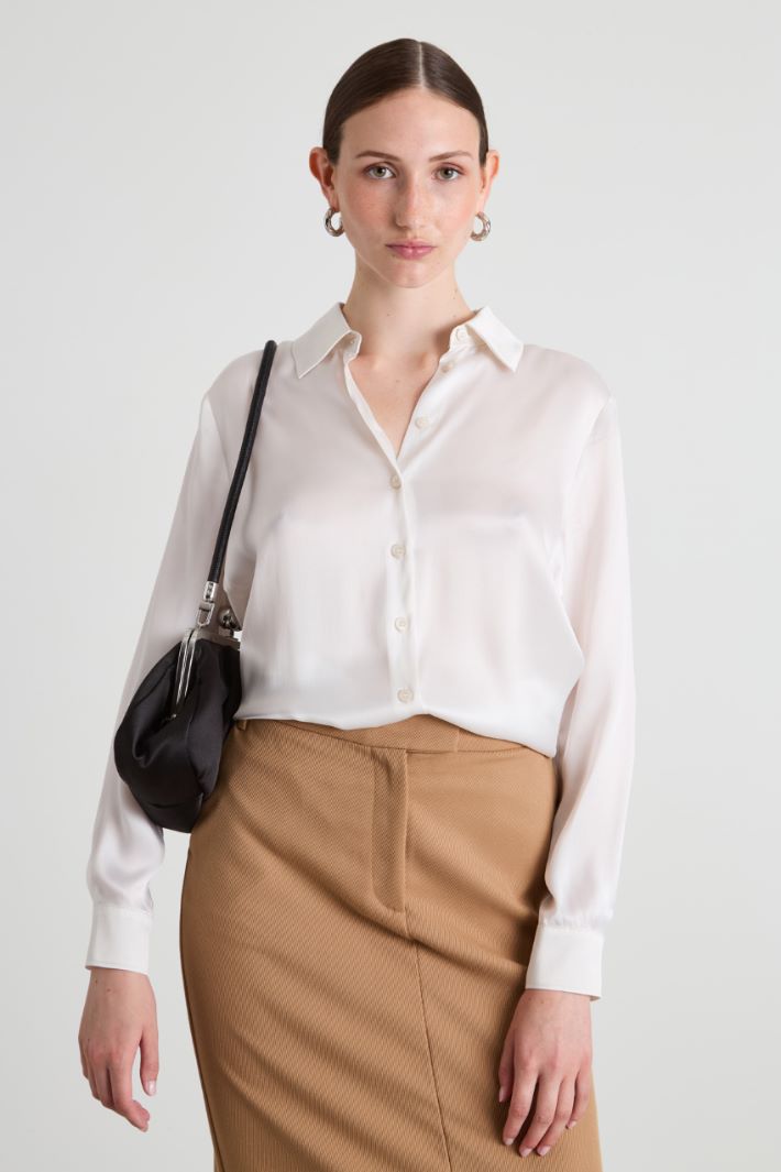 Satin shirt Intrend