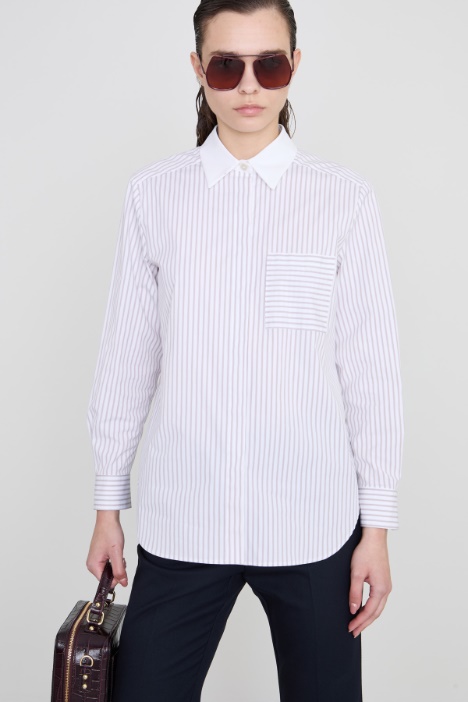 Shirt with contrasting details Intrend