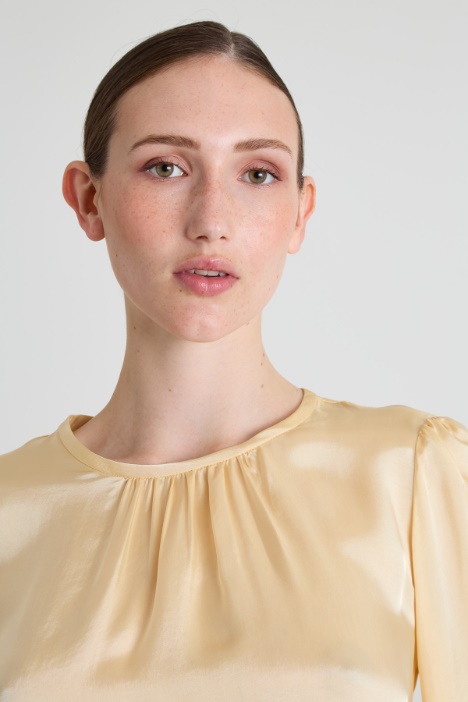 Blusa in raso di viscosa