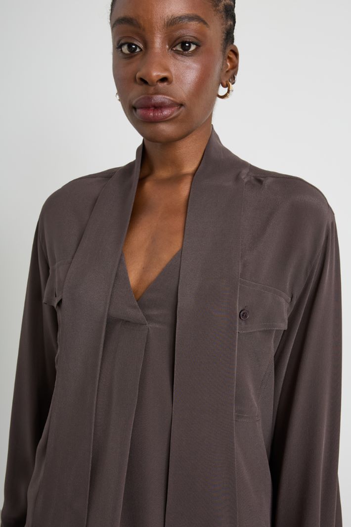 Neckerchief-adorned shirt Intrend - 4