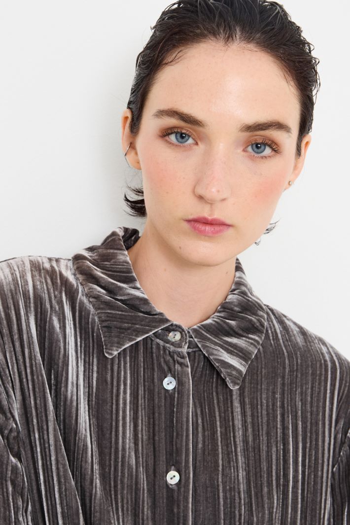 Velvet shirt Intrend - 4