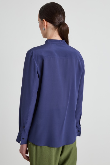 Blusa de crepé de China