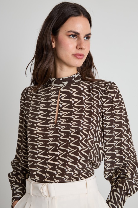 Blusa de crepé de pura seda