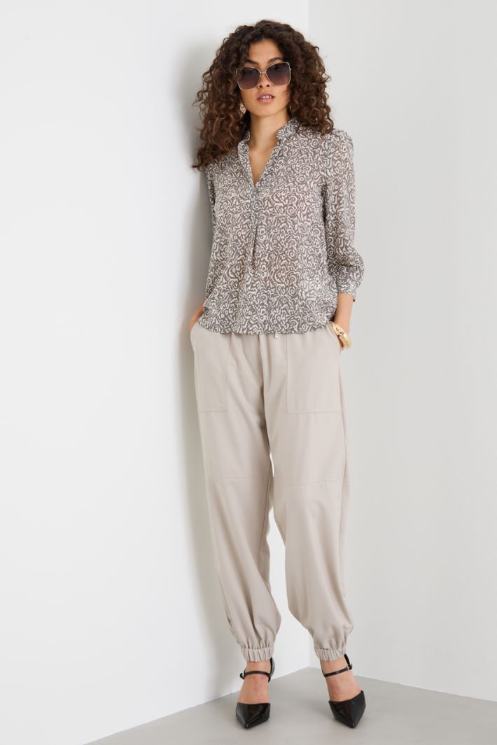 Blusa de crepé de seda