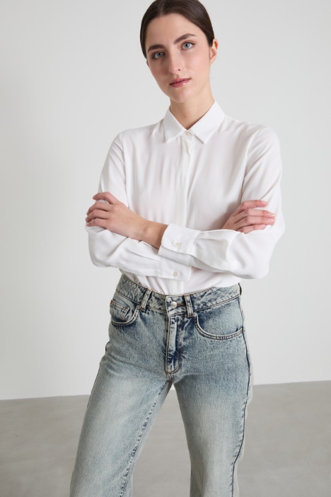 Flower-detail silk shirt Intrend