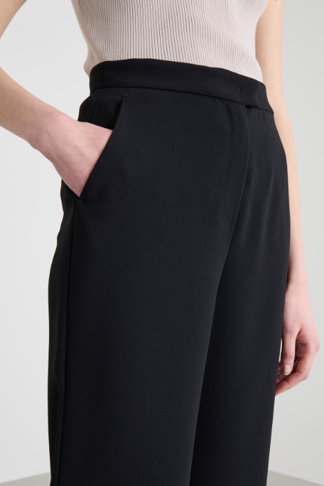 Pantalón acampanado