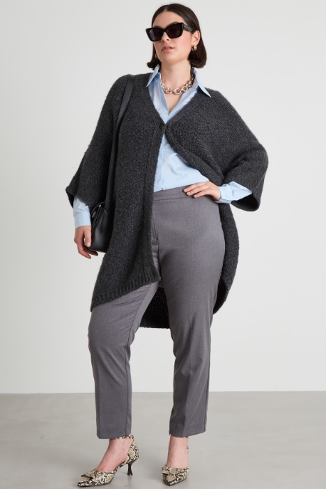 Pantaloni in twill Intrend