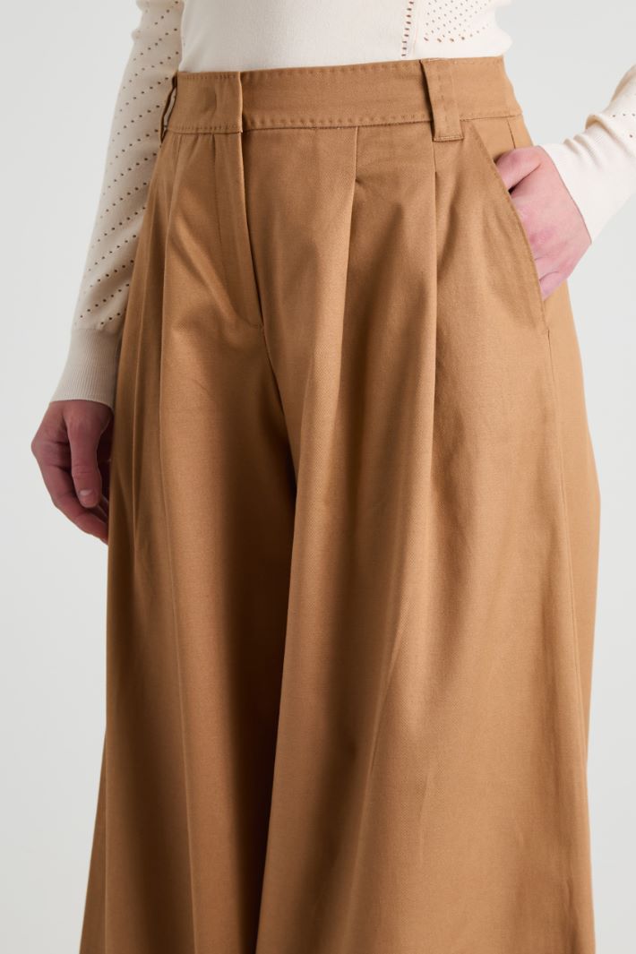 Wide-leg trousers Intrend - 4
