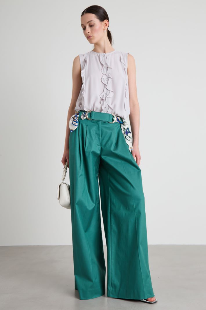 Wide-leg trousers Intrend