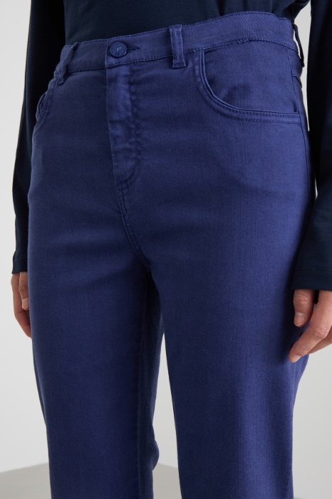 Pantaloni flare in bull