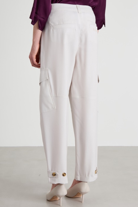 Pantaloni cargo in lana