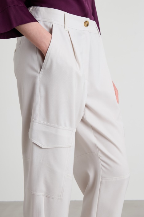 Pantaloni cargo in lana