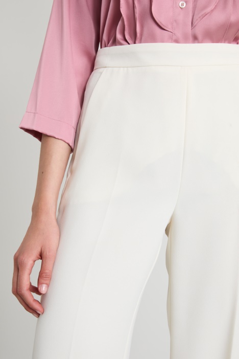 Pantaloni dritti a vita alta