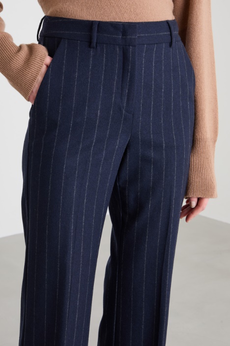 Pantaloni flare gessati