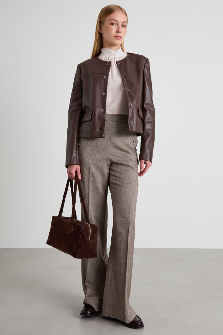 Button-detailed trousers Intrend
