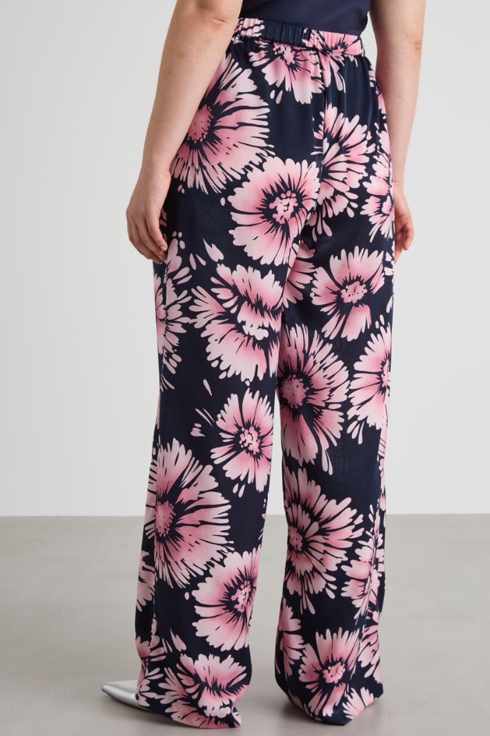 Pantaloni in raso Intrend - 3