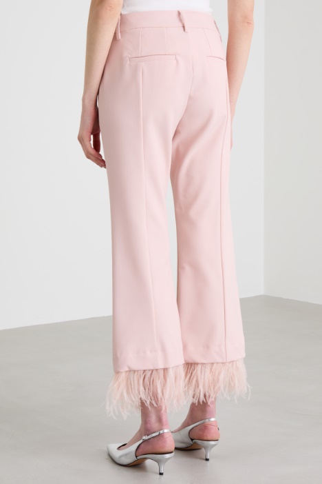 Pantaloni con piume