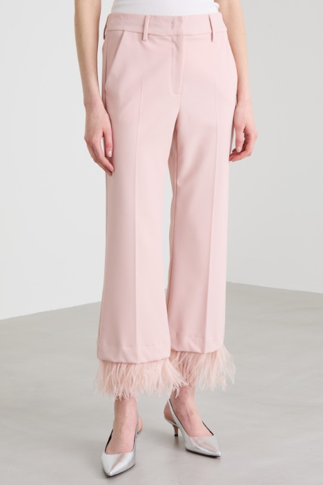 Pantaloni con piume