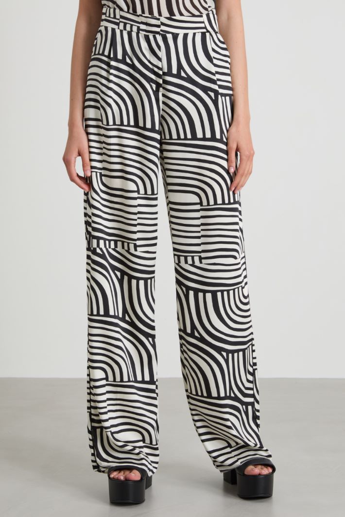 Printed twill trousers Intrend - 2