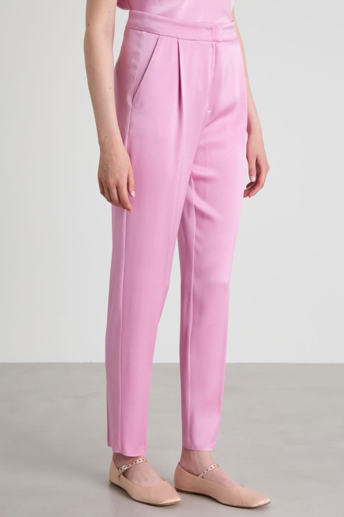 Shiny envers satin trousers Intrend - 2