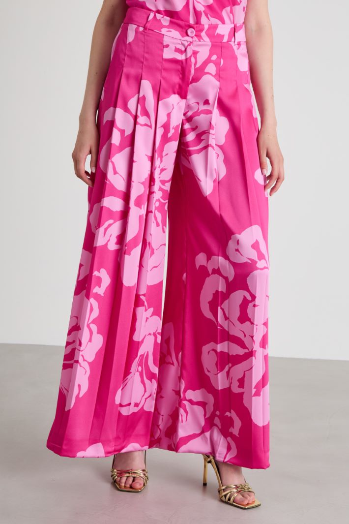 Pleated trousers in printed twill Intrend - 2