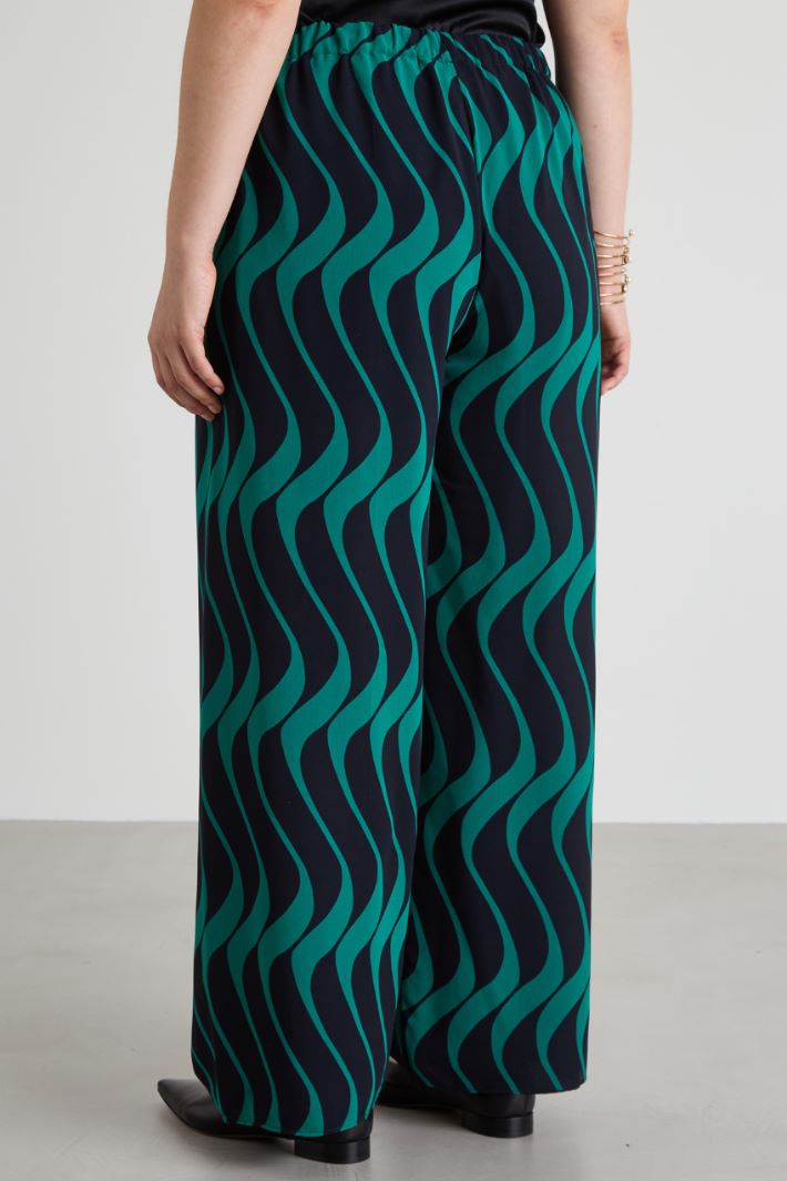 Pantaloni in georgette stampata Intrend - 3
