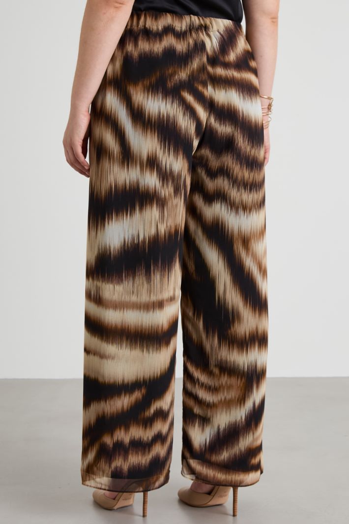 Pantaloni in georgette stampata Intrend - 3