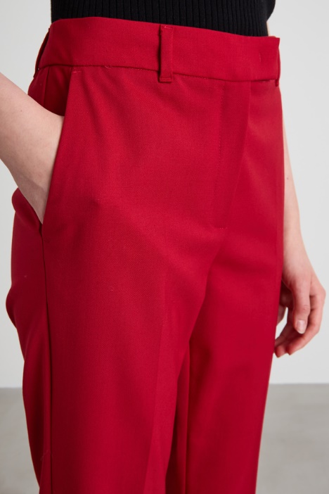 Pantaloni dritti in gabardina